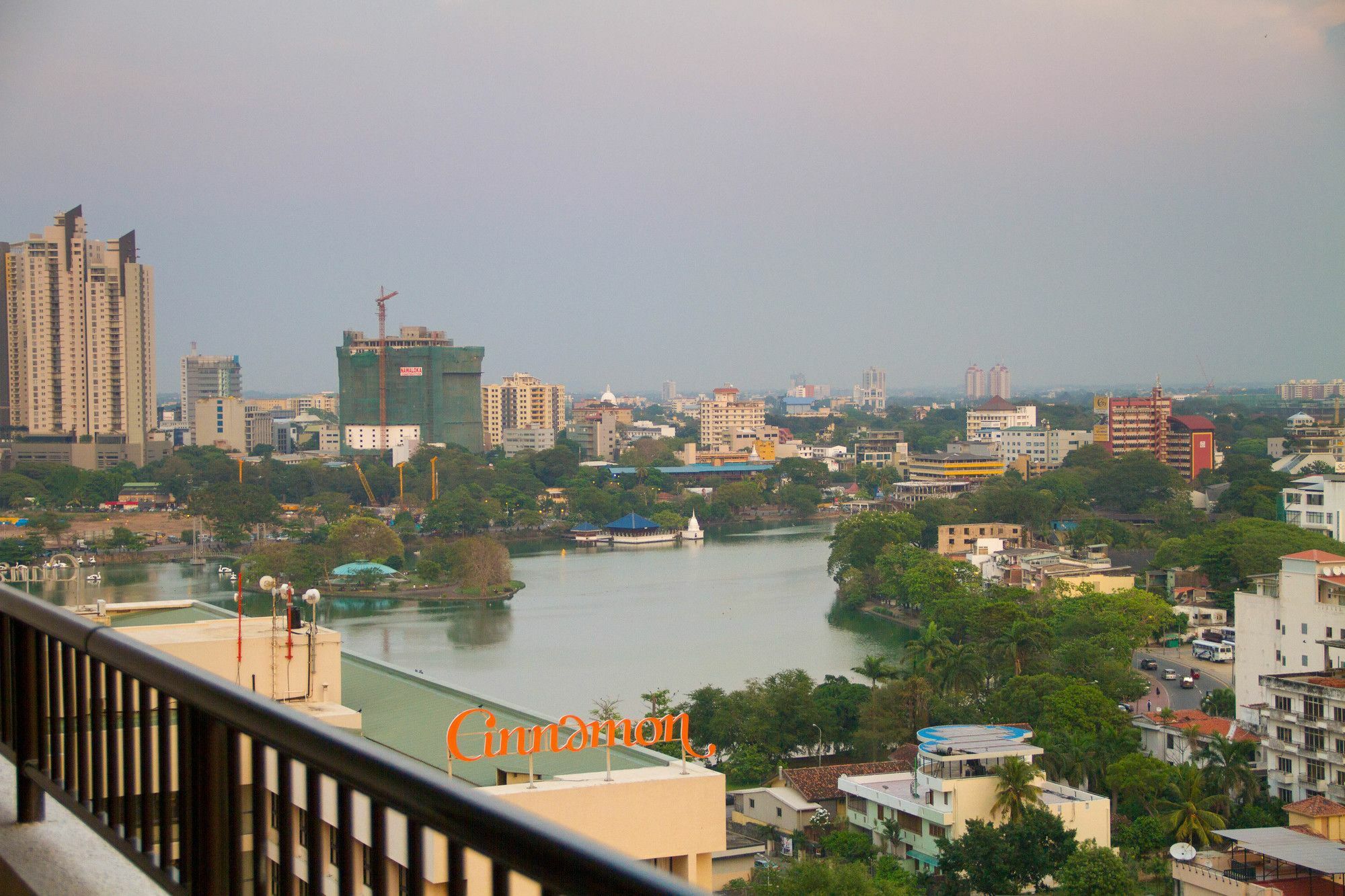 Crescat Residencies Colombo Exterior foto